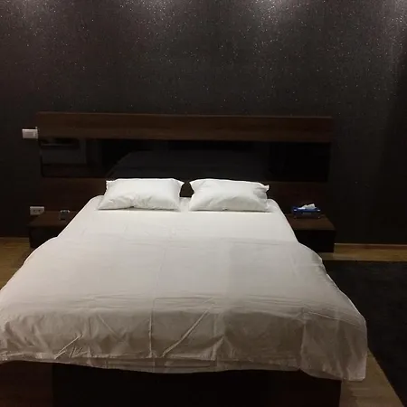 Apartment Valivillas Studio Bucharest